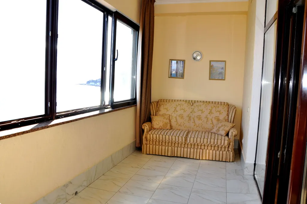 Супервидовая-квартира в Ливадии рядом с морем