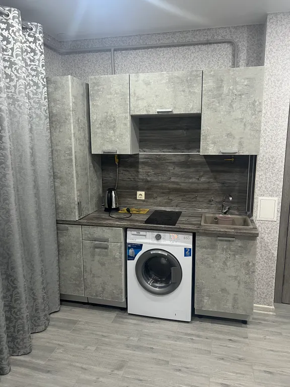 Новая, уютная и очень чистая студия в закрытом жк