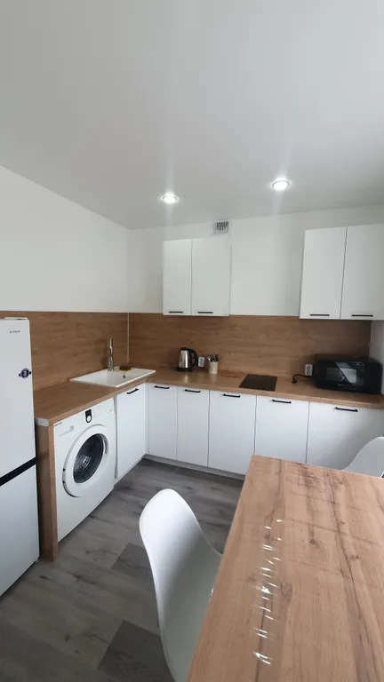 Чистая и уютная двухкомнатная квартира в 18 квартале