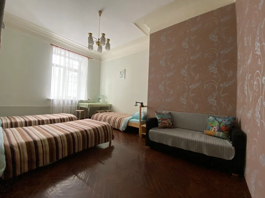 Большая квартира в центре для компании до 12 человек