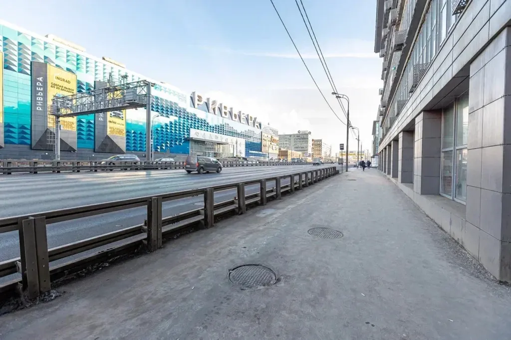 Квартира Квартира Двухуровневая студия у метро Автозаводская — Москва