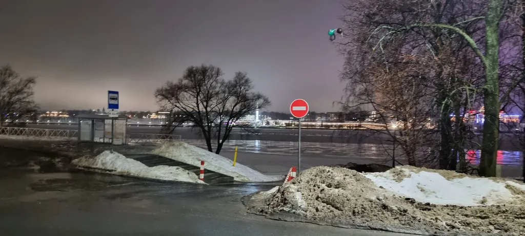 Двухкомнатная квартира с видом на реку Волгу
