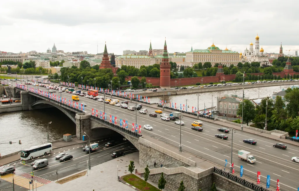 Квартира в доме правительства с видом на кремль