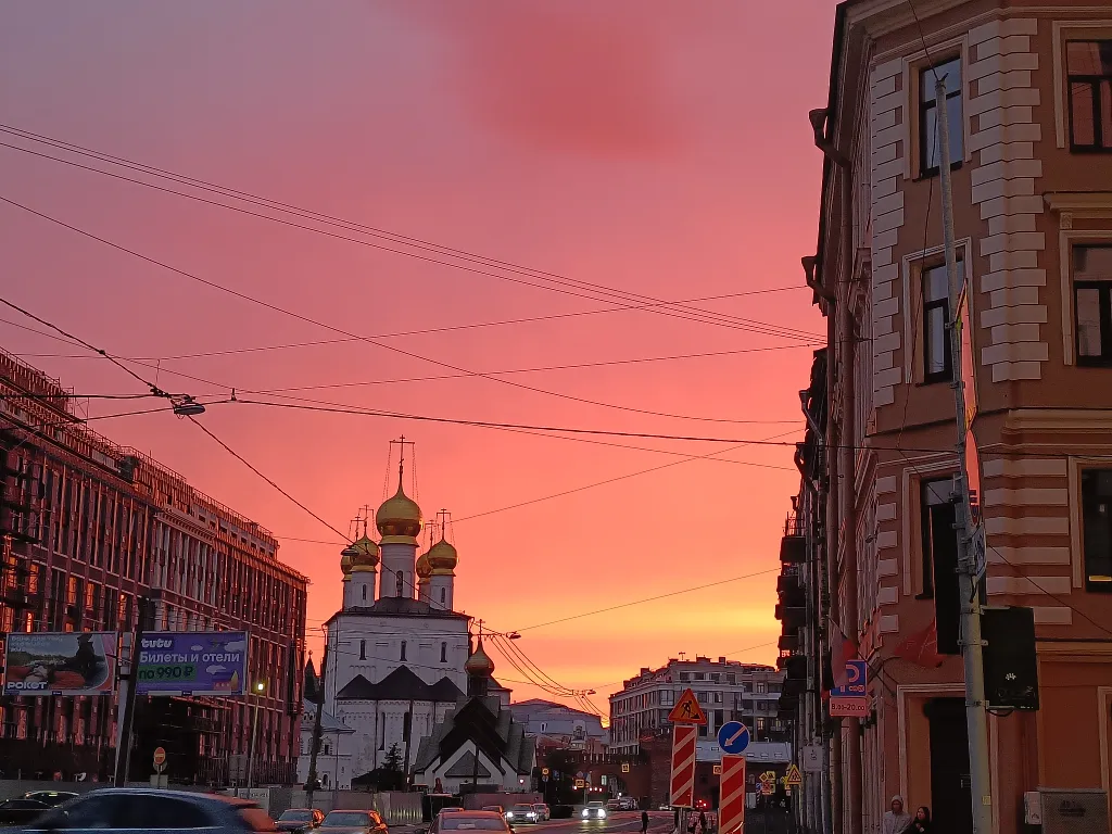 Студия в новом доме рядом с Невским проспектом