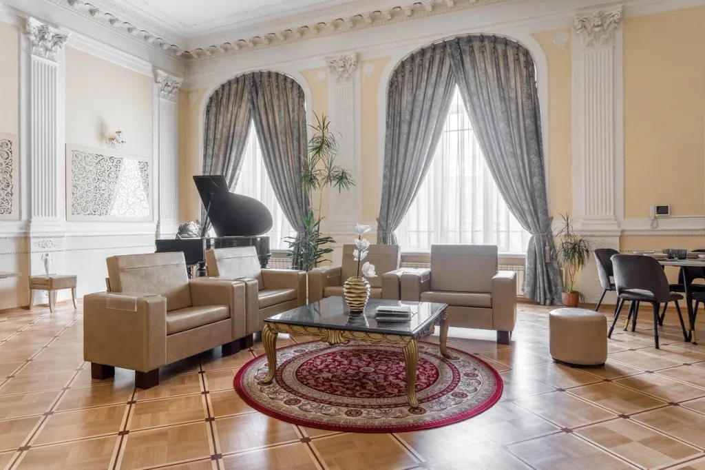 Квартира Парадная квартира у метро Чернышевская — Санкт-Петербург