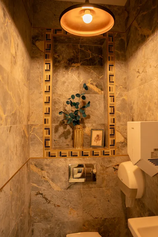 Уникальная локация-отдельный этаж из 3 комнат в спа-комплексе