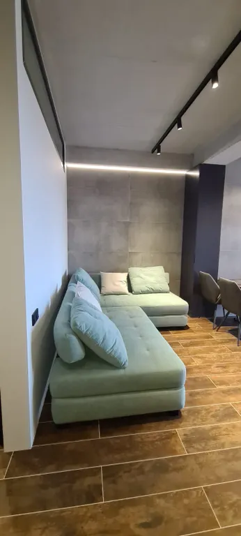 Квартира с дизайнерским ремонтом в стиле лофт — аренда посуточно в Адлер