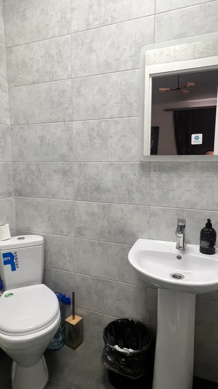 Светлая квартира с тремя окнами в самом центре