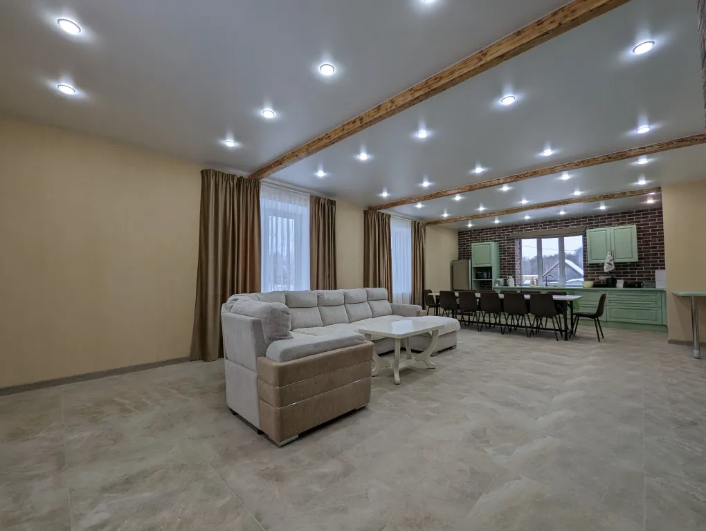 Коттедж с баней