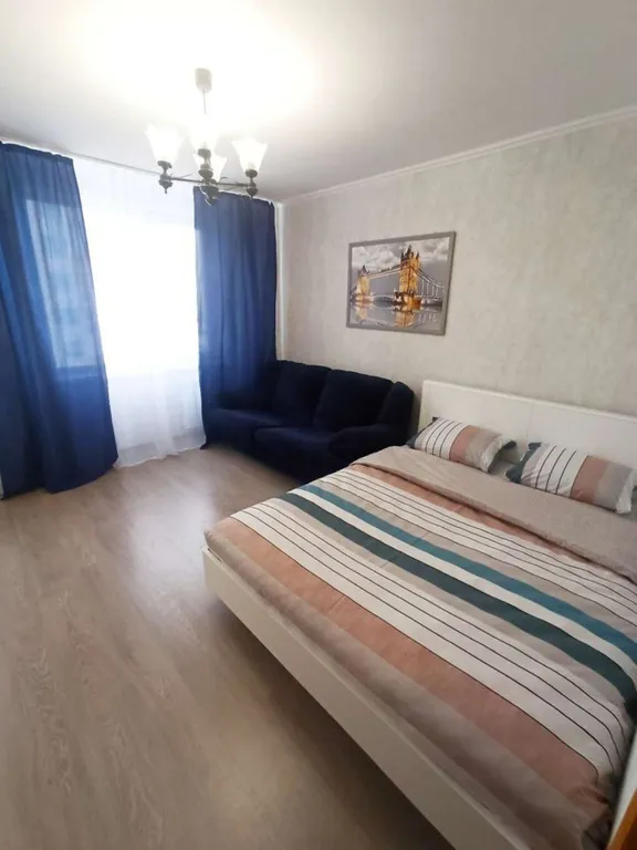 Светлая уютная квартира — аренда посуточно в Кемерово