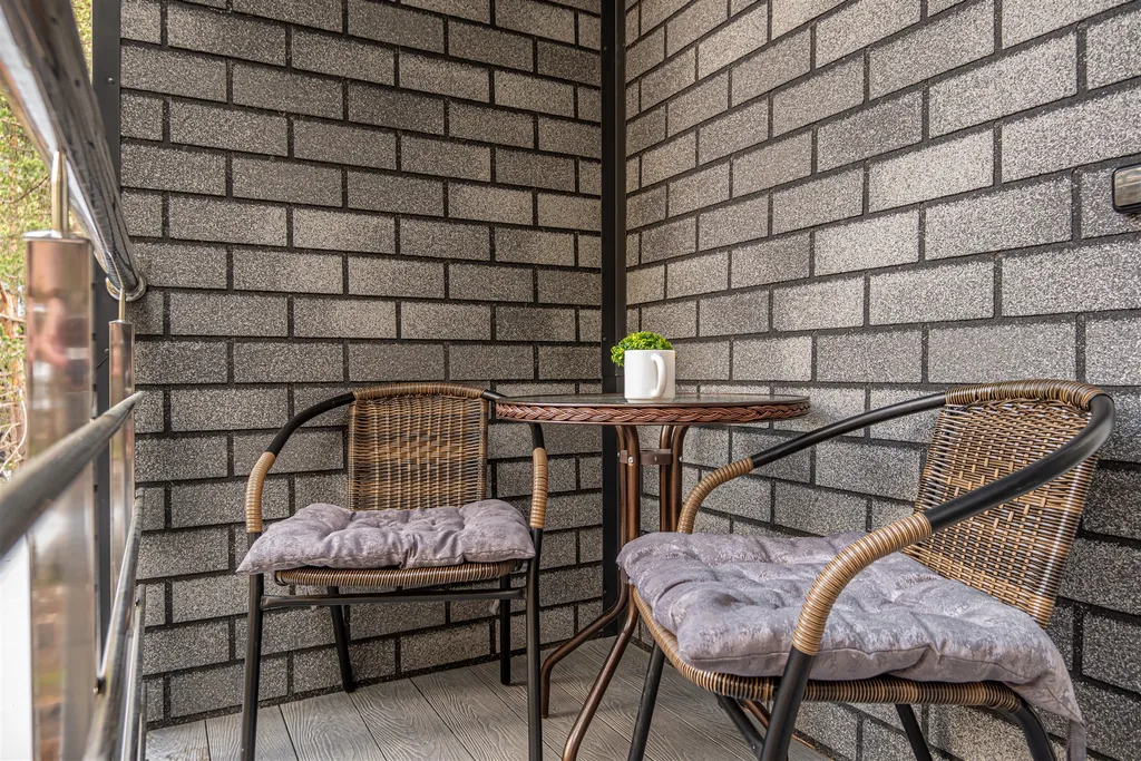 Квартира с балконом