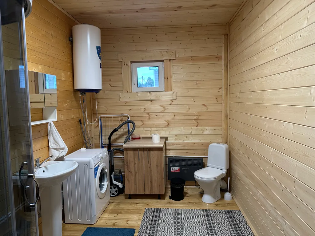 Коттедж Дом с видом на лес — Стеклянный