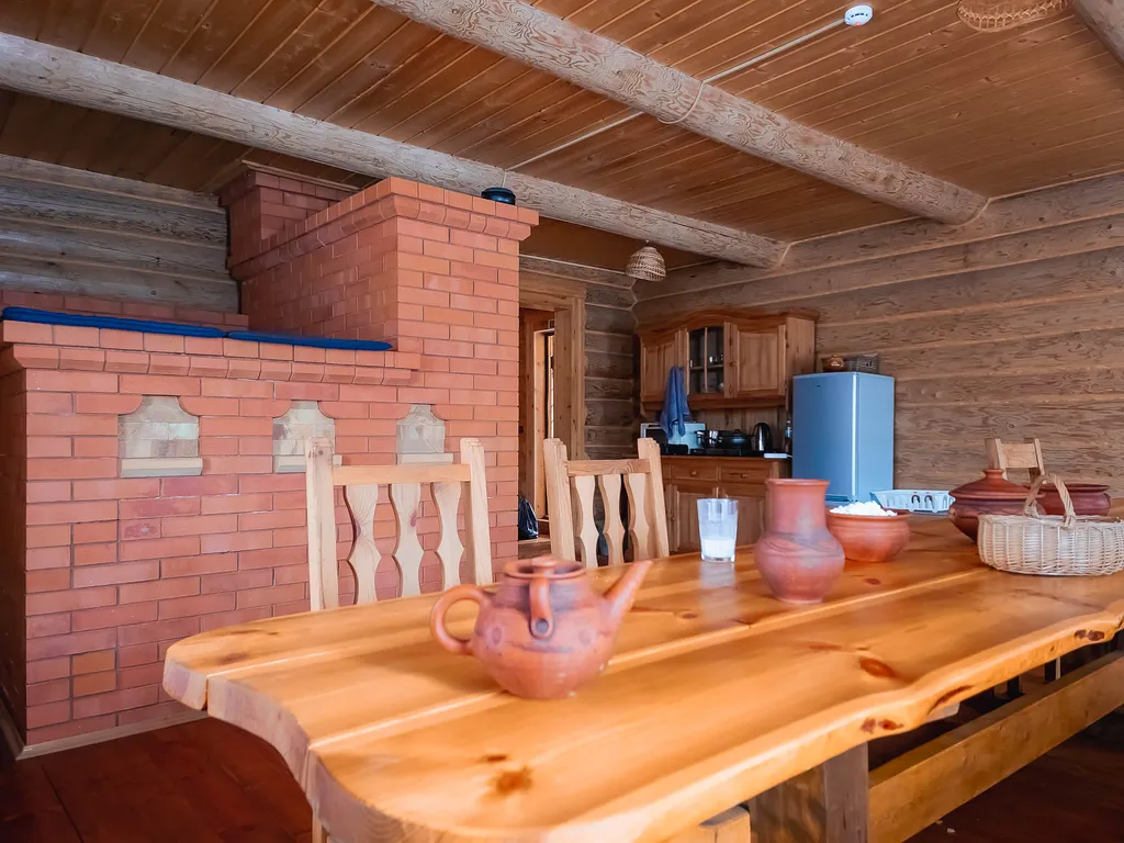 Дом у озера на Селигере