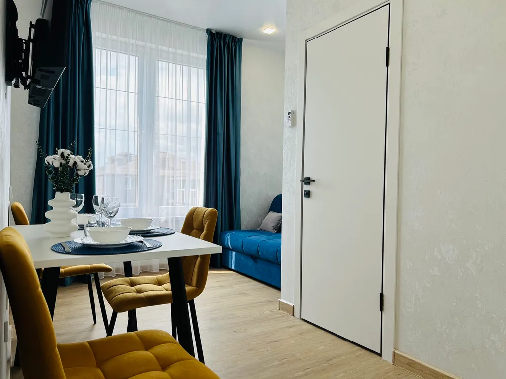 Квартира ЖК Арт Лайт Сити апартаменты с отдельной спальней — Сириус