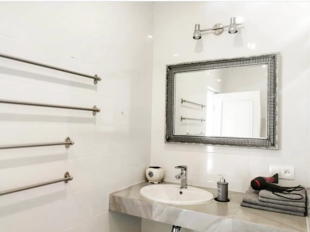 Квартира Квартира Апартамент на первом этаже коттеджа с отдельным входом и видом на сад — Зеленоградск