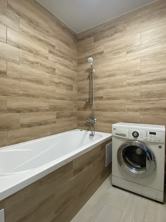 Стильные апартаменты с видом на море в историческом центре курорта