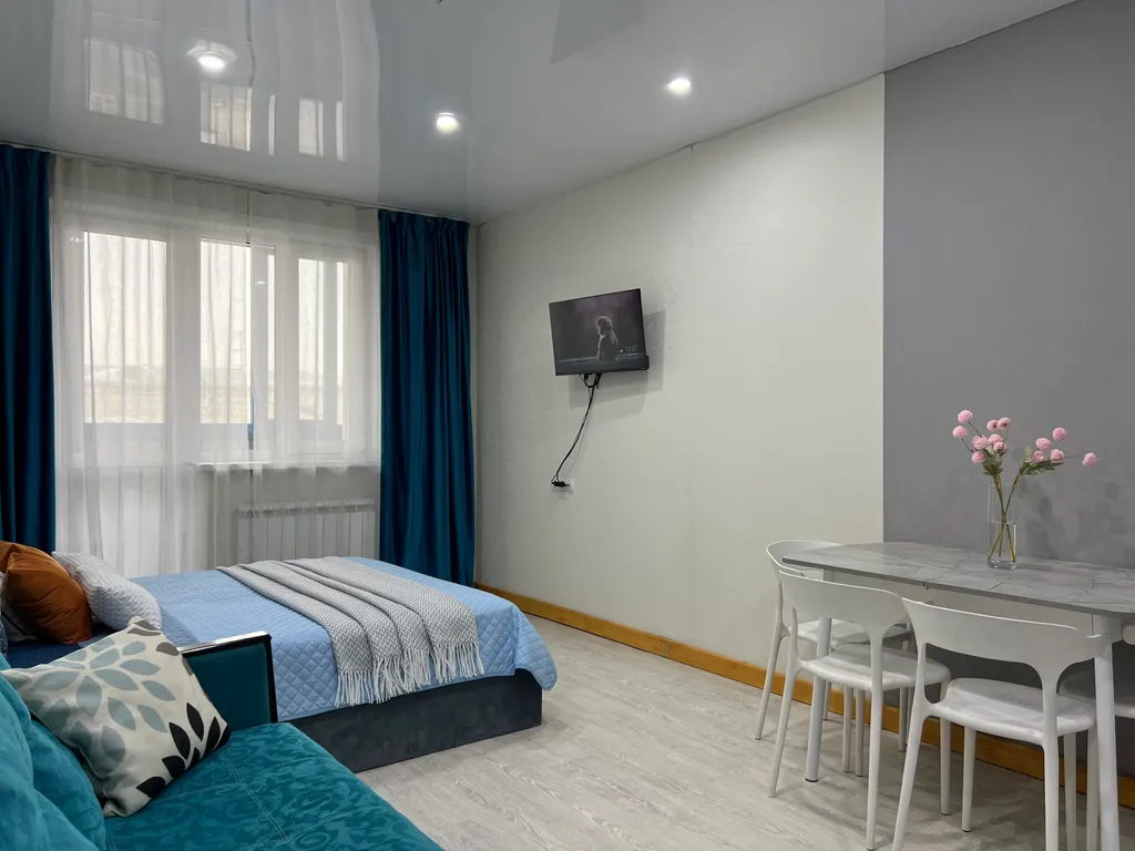 Уютная студия в центре на Смолина, не берем оплату за финальную уборку