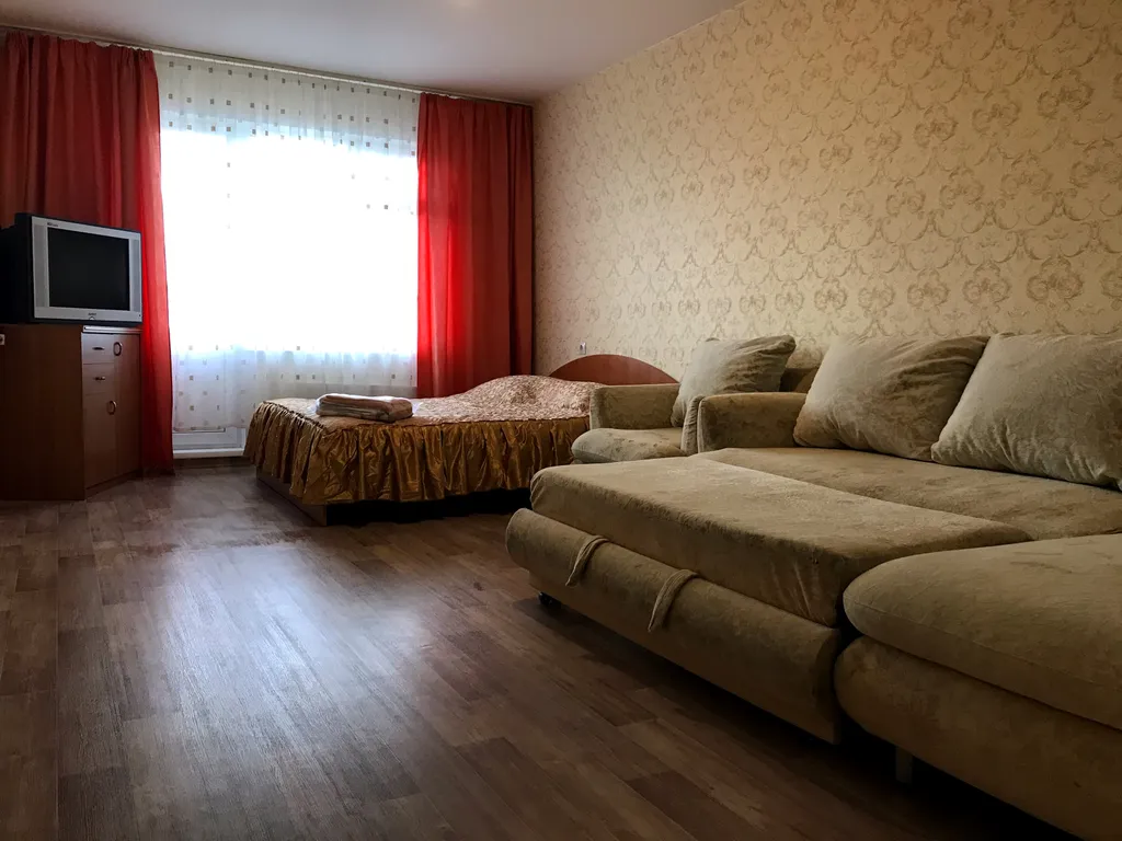 Квартира Однушка возле Аллеи — аренда посуточно в Красноярск