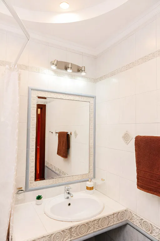 Тихие уютные апартаменты на склоне у озера