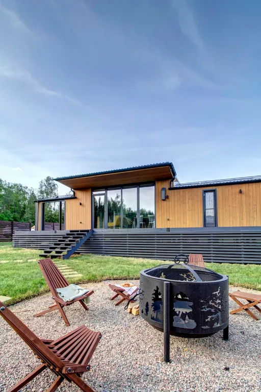 Дoм с видом на лec