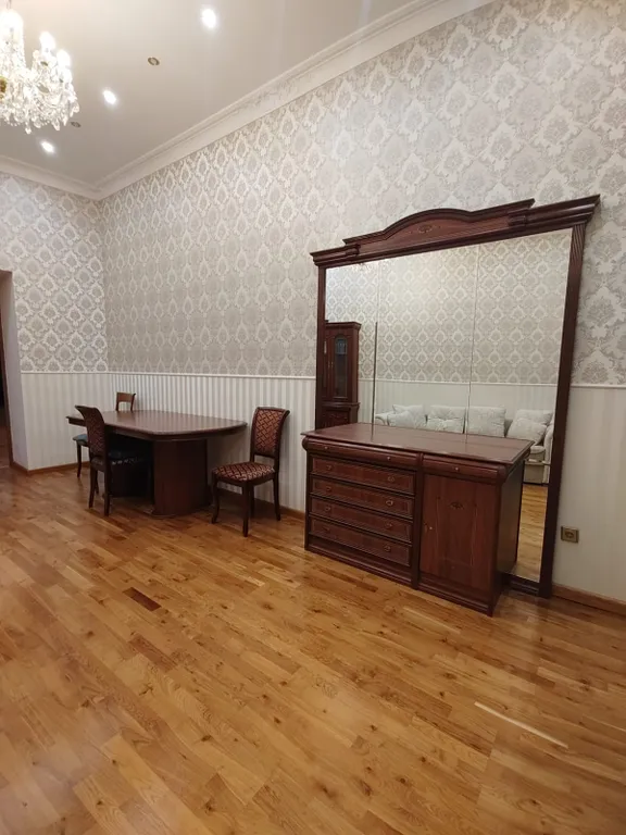 Квартира Просторная квартира на углу Невского и Фонтанки — Санкт-Петербург