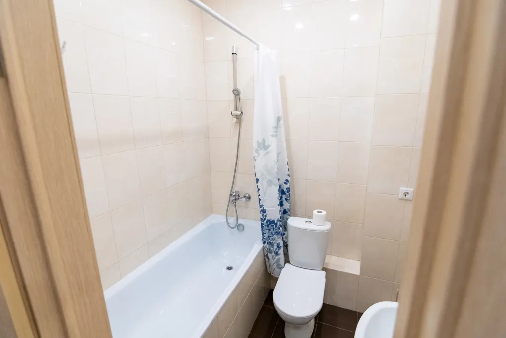 Апартаменты в тихом районе с хорошим ремонтом