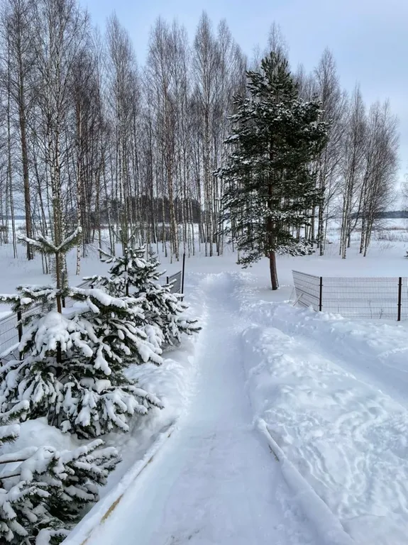 Дом за озером