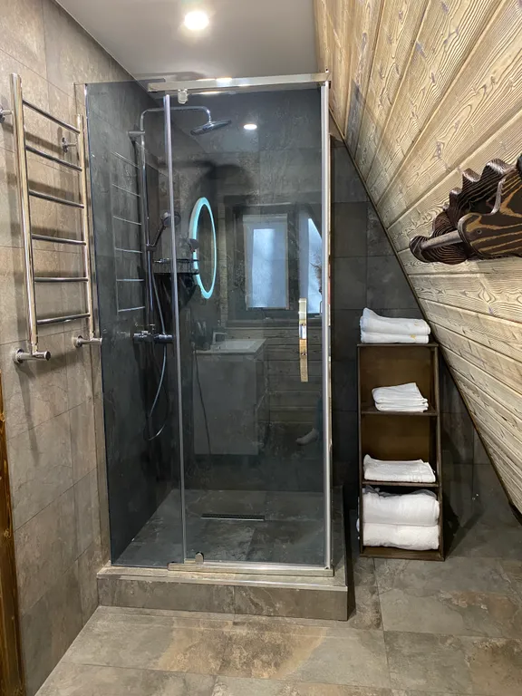 Shale A-travel 2A-frame домик с джакузи на 4 человек