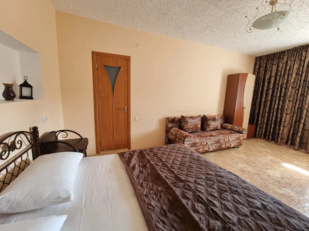 Люкс с видом на море и Генуэзскую крепость