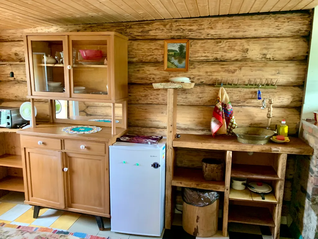 Прекрасный домик около прудиков