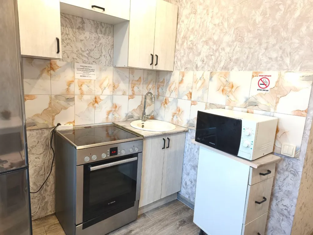 Трехкомнатная квартира вблизи Сквера Энтузиастов