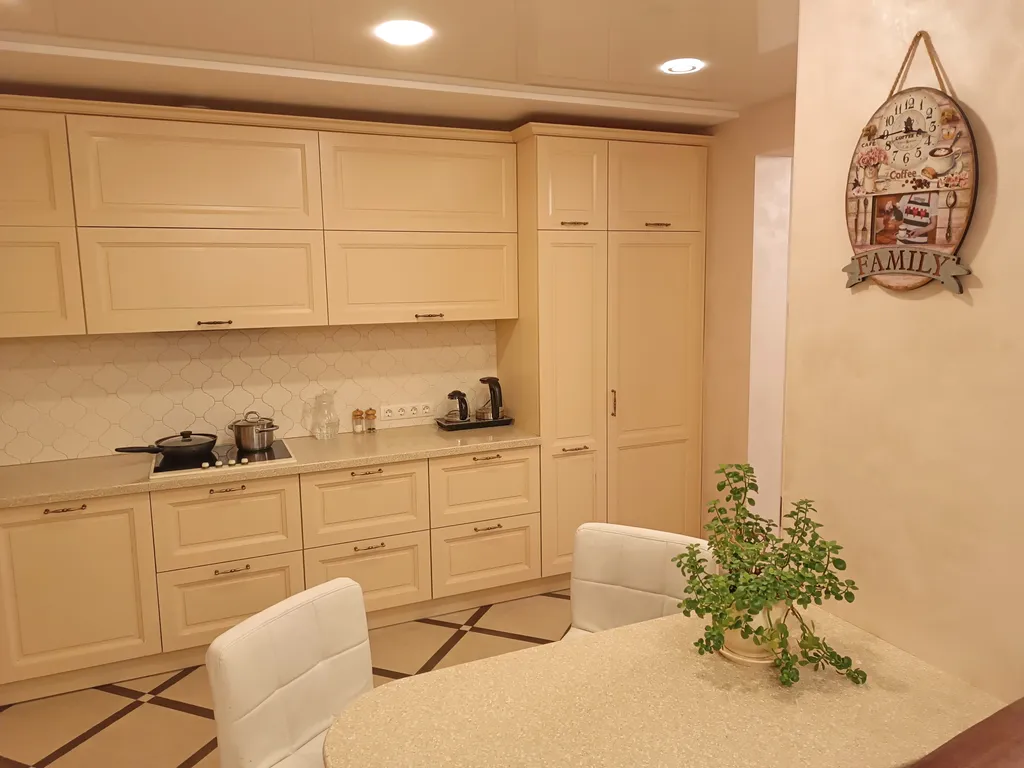 4-комнатная Квартира