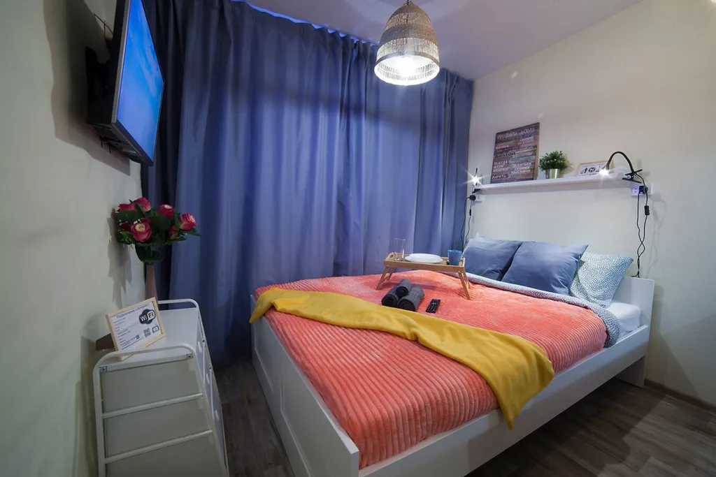 Квартира Уютная студия для семейной пары в центре города — аренда посуточно в Новосибирск