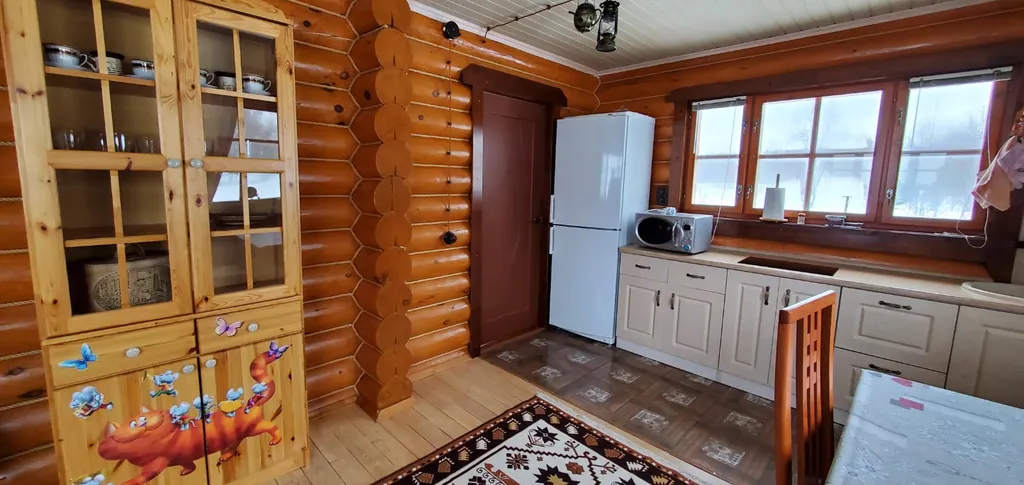 Дом с видом на озеро Волго