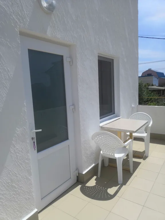 Апартаменты двухкомнатные, пятиместные, второй этаж