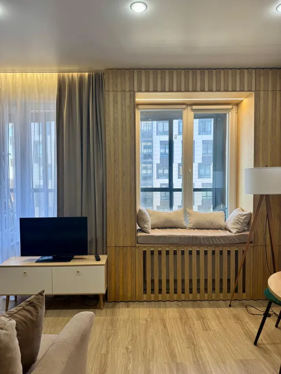 Уютная студия на берегу реки