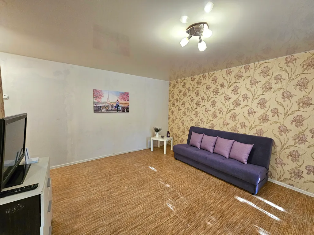 Уютная квартира не далеко от студгородка СФУ детской краевой больницы