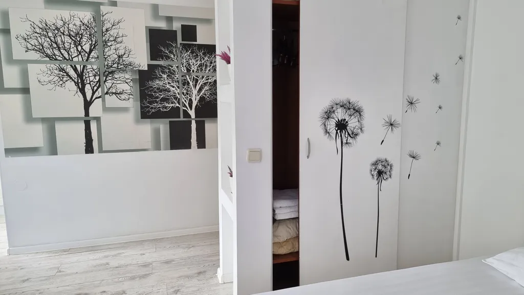 Квартира Апартаменты на озере — Калининград