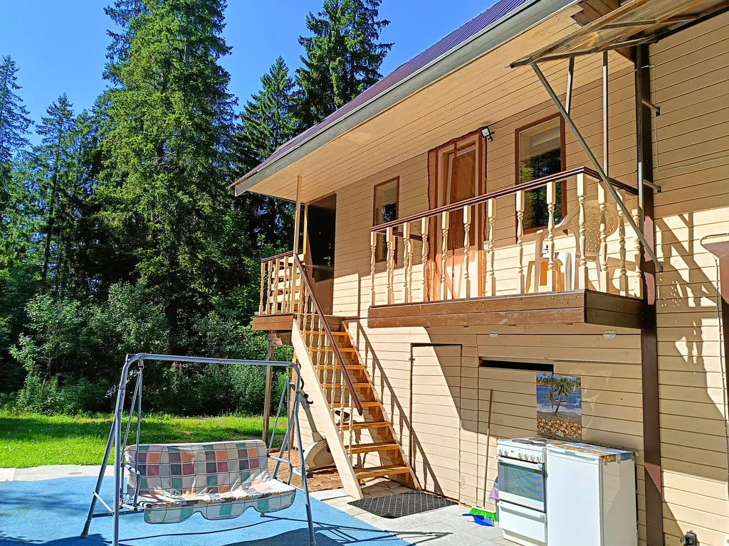 Дом у речки