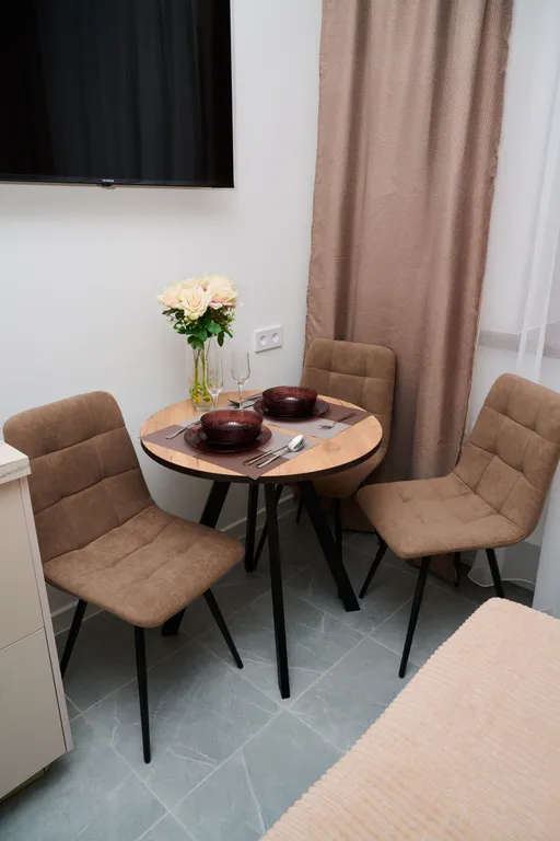 Студия у Петровской Набережной