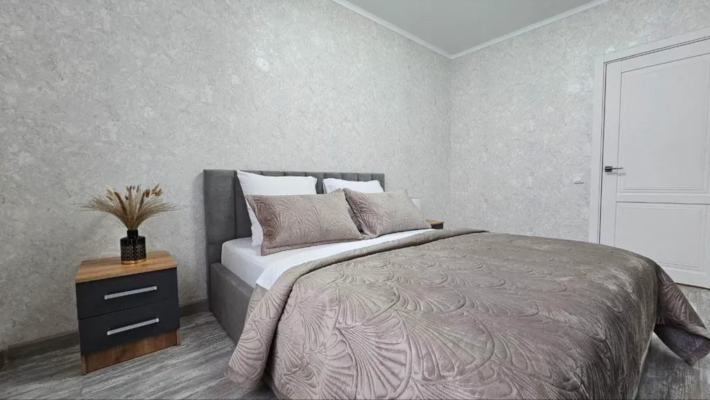 3-комнатная квартира недалеко от ТРЦ Alimpic — аренда посуточно в Астрахань