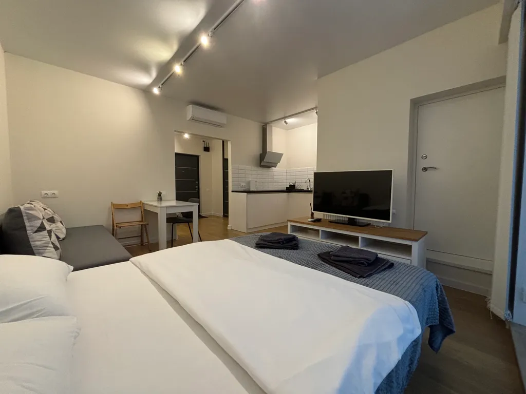 Уютная квартира с панорамными окнами