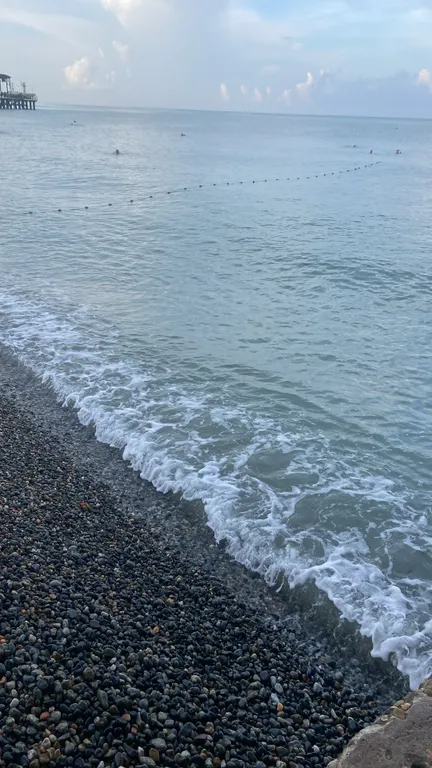 Двухкомнатная уютная квартира рядом с морем