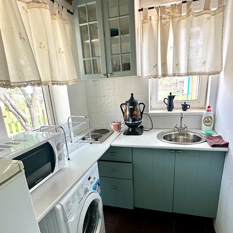 Домик в Лотосах (Мазанка)