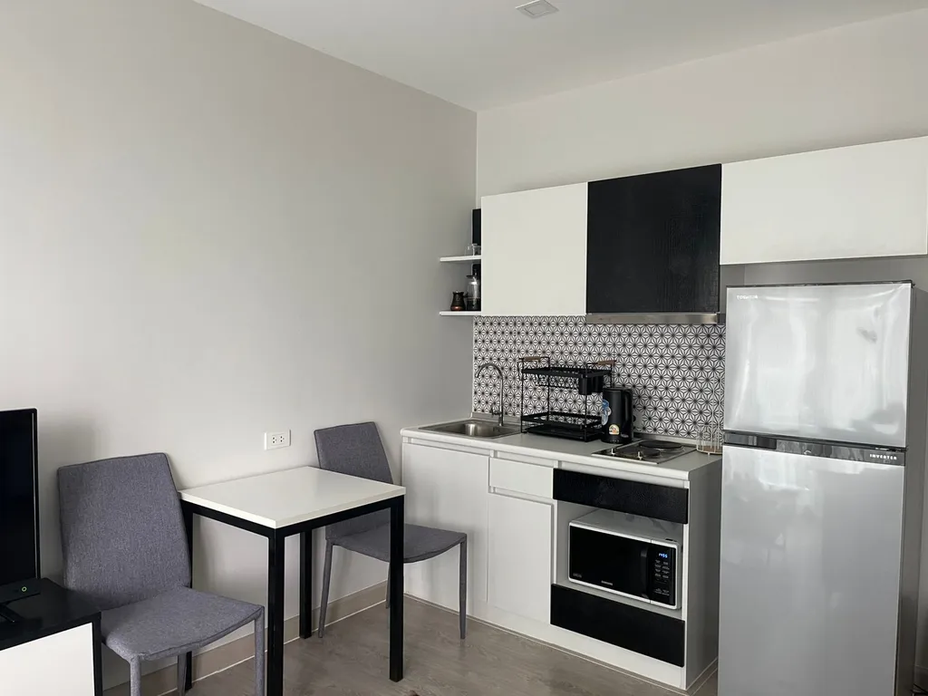 Апартамент для отдыха с детьми в тихом месте на берегу моря