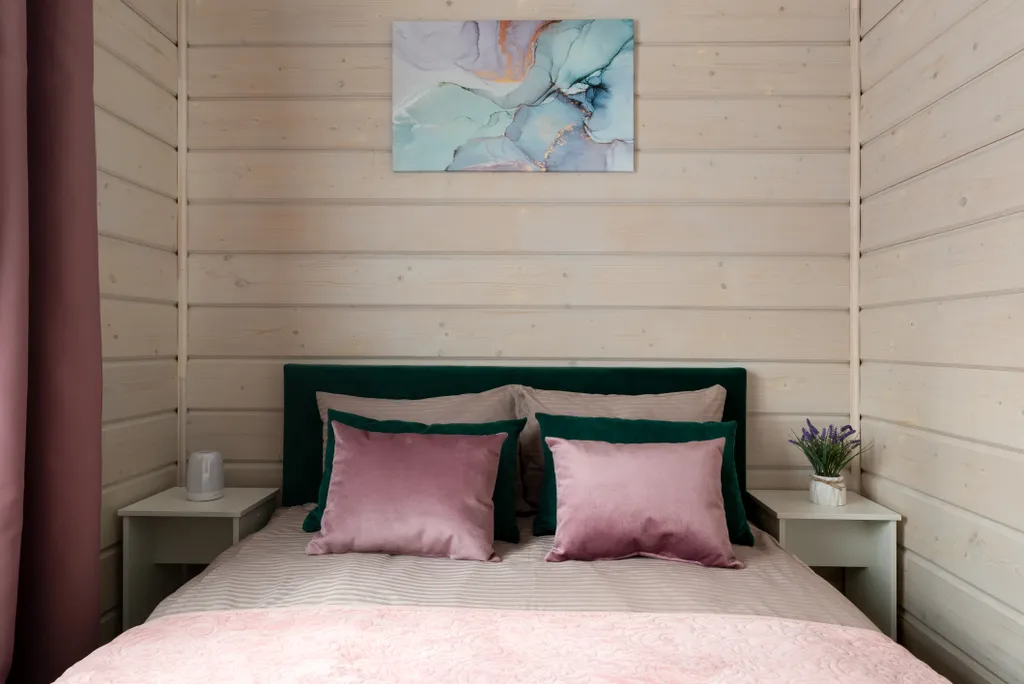 Уютный новый коттедж у озера