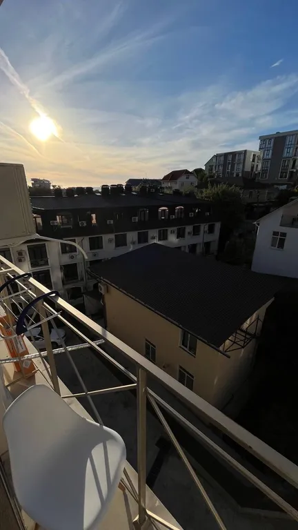 Студия для двоих с панорамным окном