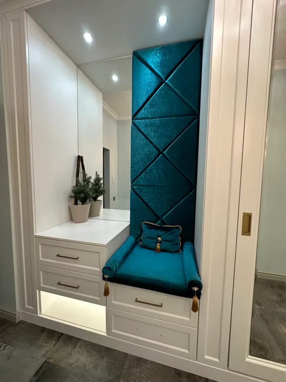 Дизайнерская большая квартира на берегу моря