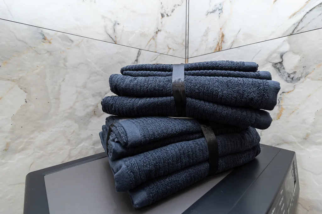 Дом с беседкой, чаном и баней