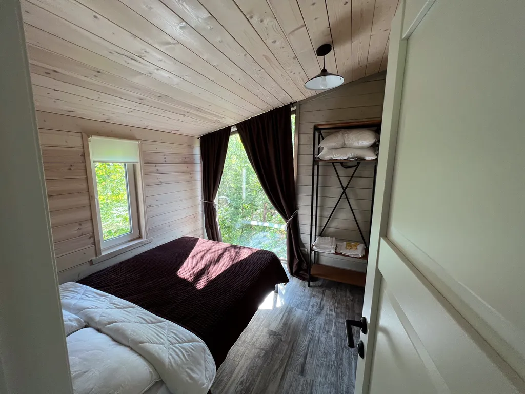 Коттедж у озера в загородном клубе